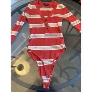 🔴 4/$12  Women’s Forever 21 Red and White Striped Bohemian Bodysuit Size Large